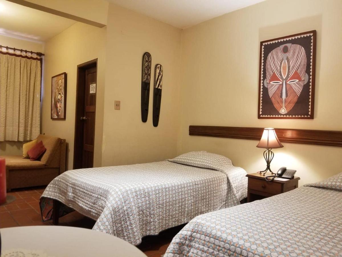 Apart-Hotel San Ignacio-Boutique 5 Estrellas San Ignacio de Velasco Esterno foto